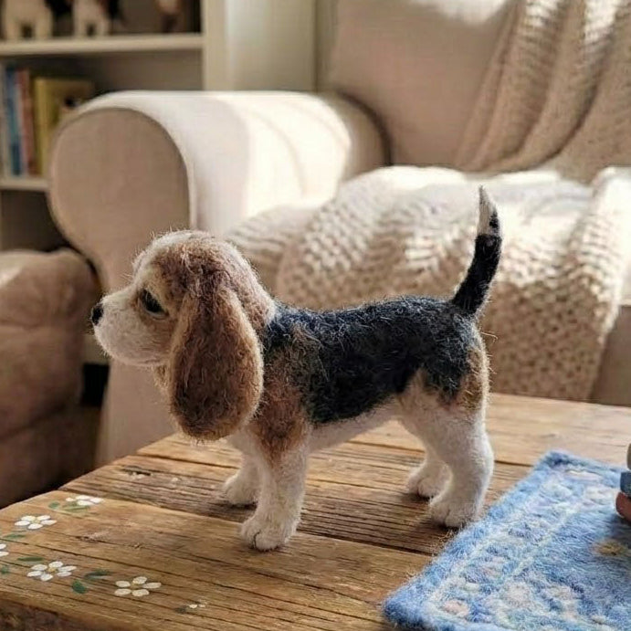 Handmade Wool Felt Beagle Puppy Figurine – Cute Dog Lovers Decor