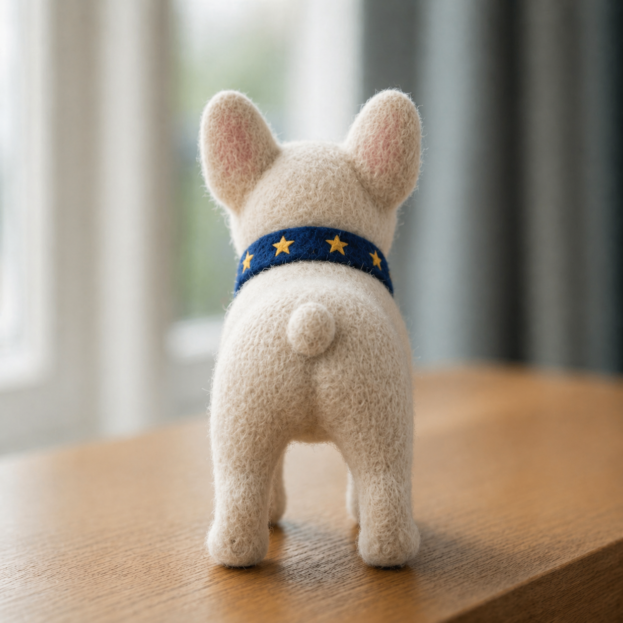 Handmade Wool Felt French Bulldog with Star Collar Figurine – Cute Pet Decor