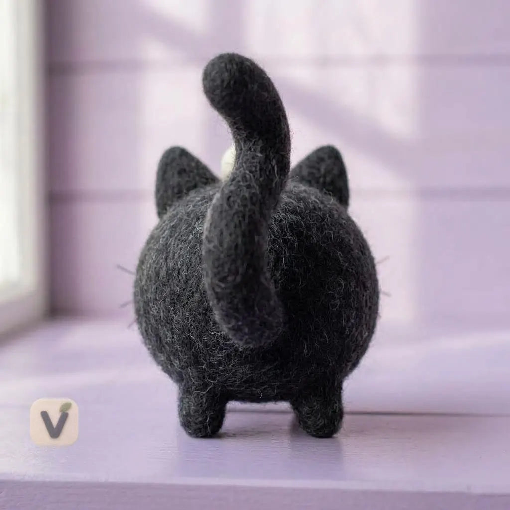Skull Cat Figurine